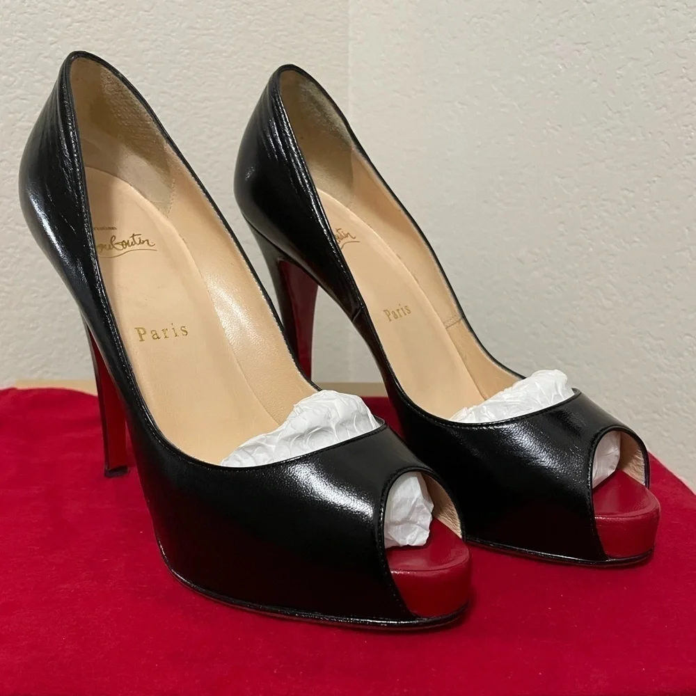 Christian Louboutin Very Prive 120mm Platform heel EU38 Black Kid leather.